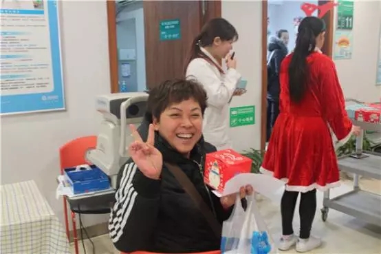 再见,2016!你好,2017!武汉普瑞眼科医院，明天有您更美好!