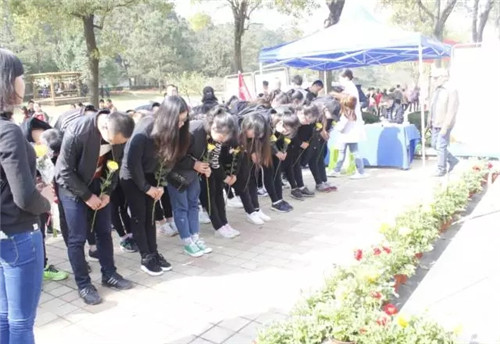 生命终点的灿烂：武汉市第11个遗体捐献者纪念日活动