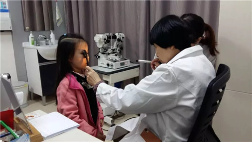 3月4日全国小儿眼病专家岳以英教授来汉亲诊，预约从速！