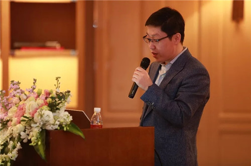 微雕女神关念出席2018年普瑞眼科ICL屈光手术高峰论坛