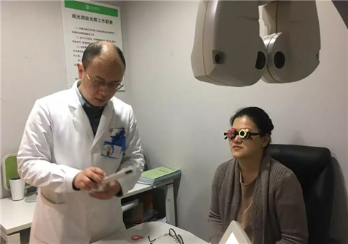 “一带一路•爱传光明” 印尼夫妻武汉普瑞眼科就医纪实