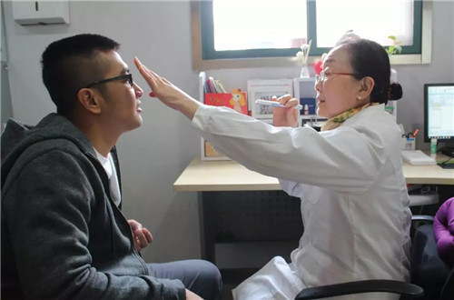 “一带一路•爱传光明” 印尼夫妻武汉普瑞眼科就医纪实