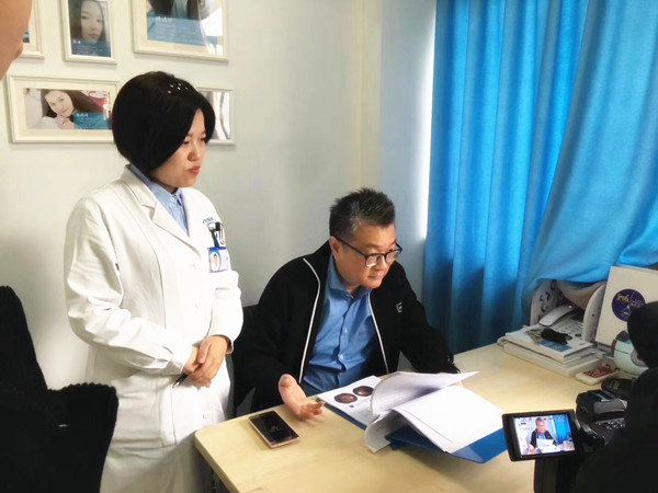 申小西：“传奇之术”我用1分57秒见证重获清晰视界的奇迹