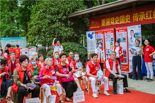 中共武汉普瑞眼科医院党支部学党史国史践行健康服务活动