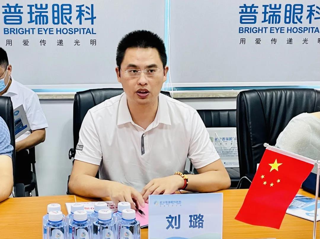 湖北省保险行业协会领导及医管会专家组莅临我院参观指导