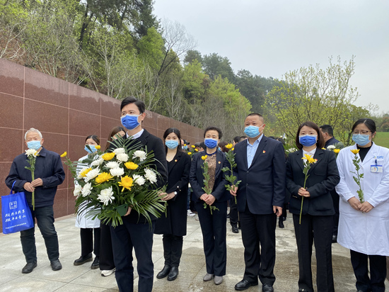 3月26日武汉市遗体器官捐献者纪念日 生命在奉献中延续