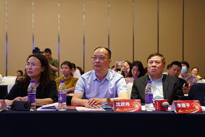 沈政伟教授专访：秉承初心用行动践行光明传递