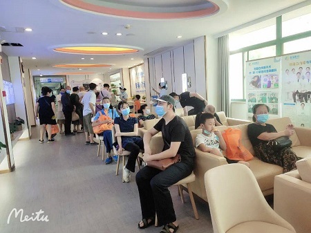张晓农院长在线揭秘白内障手术步骤，速来围观~ 