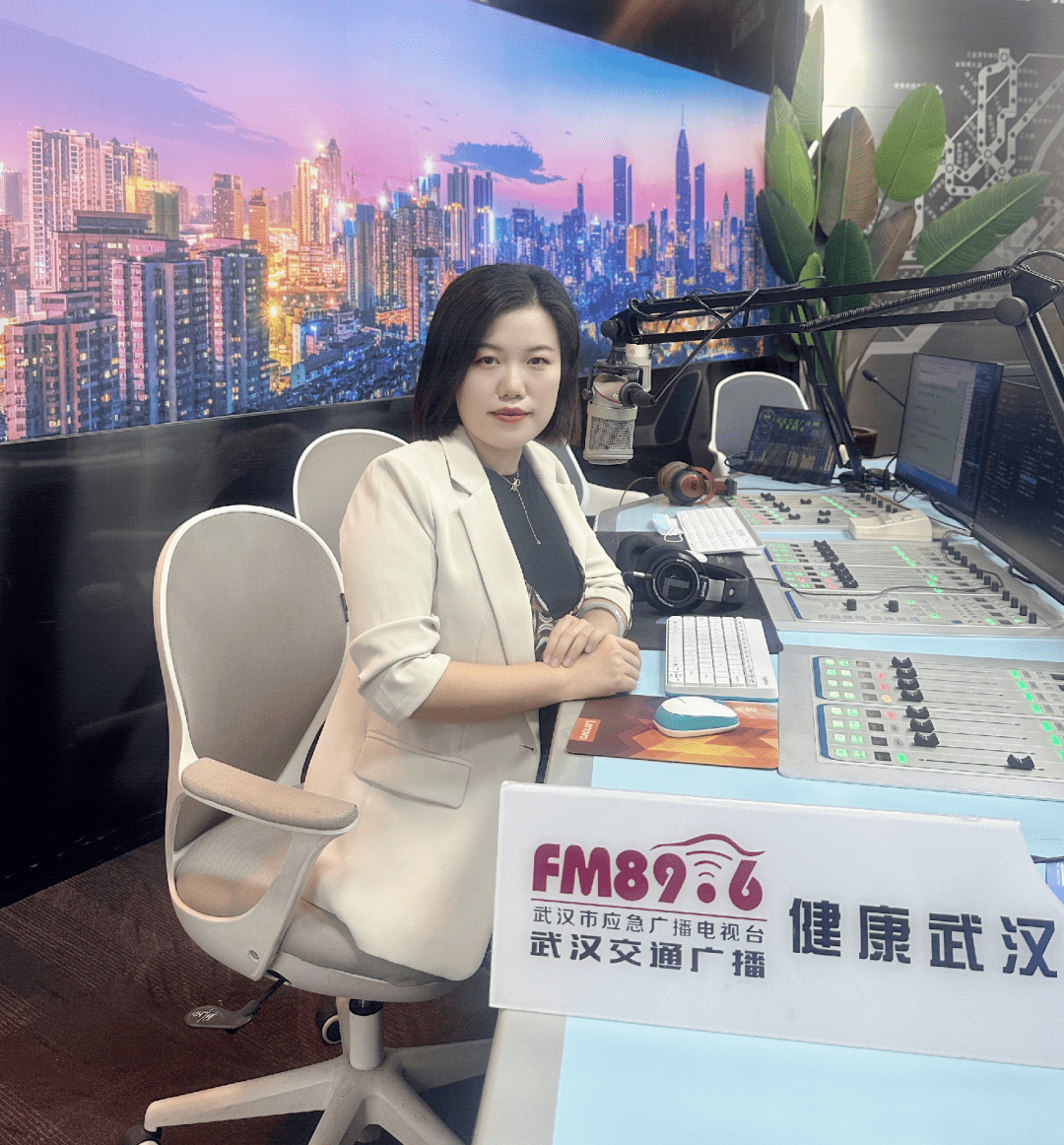 近视手术越贵越好？有什么注意事项？关念主任科普来喽