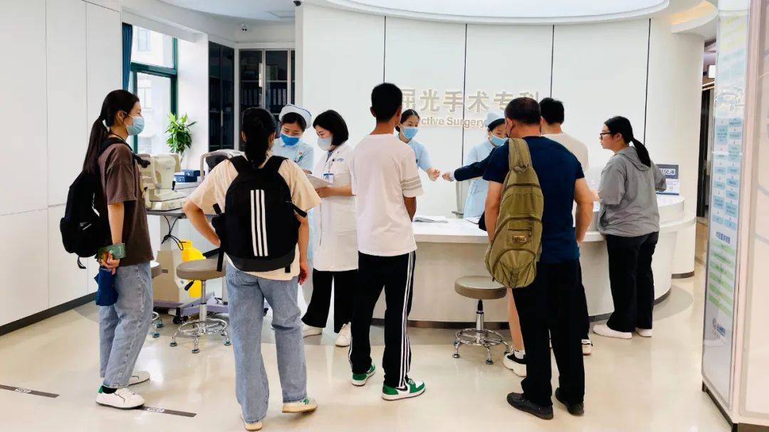 武汉普瑞眼科医院ICL手术专家见面会圆满举办 