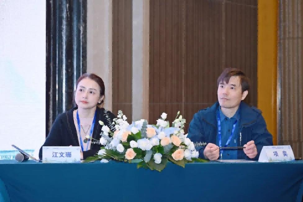 第八届普瑞眼科琴台论坛暨ICL实操教学交流会在汉举办