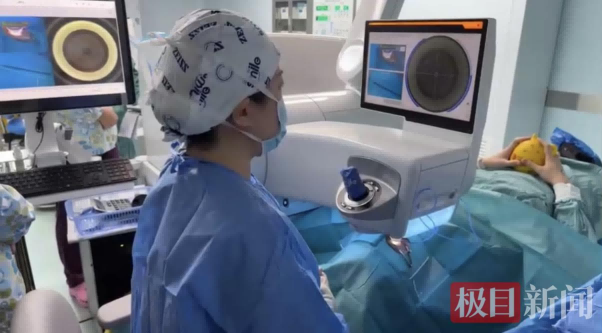 10秒焕“新”视界！直击新全飞秒SMILE pro手术