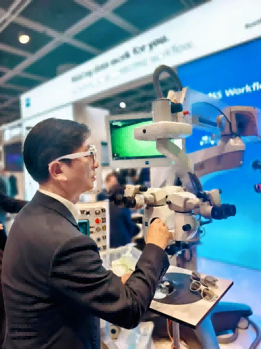 武汉普瑞眼科医院专家团队出席第41届亚太眼科学会年会