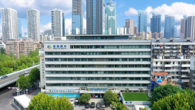 砥砺奋进守光明 初心如磐启新程｜武汉普瑞眼科医院2025回顾