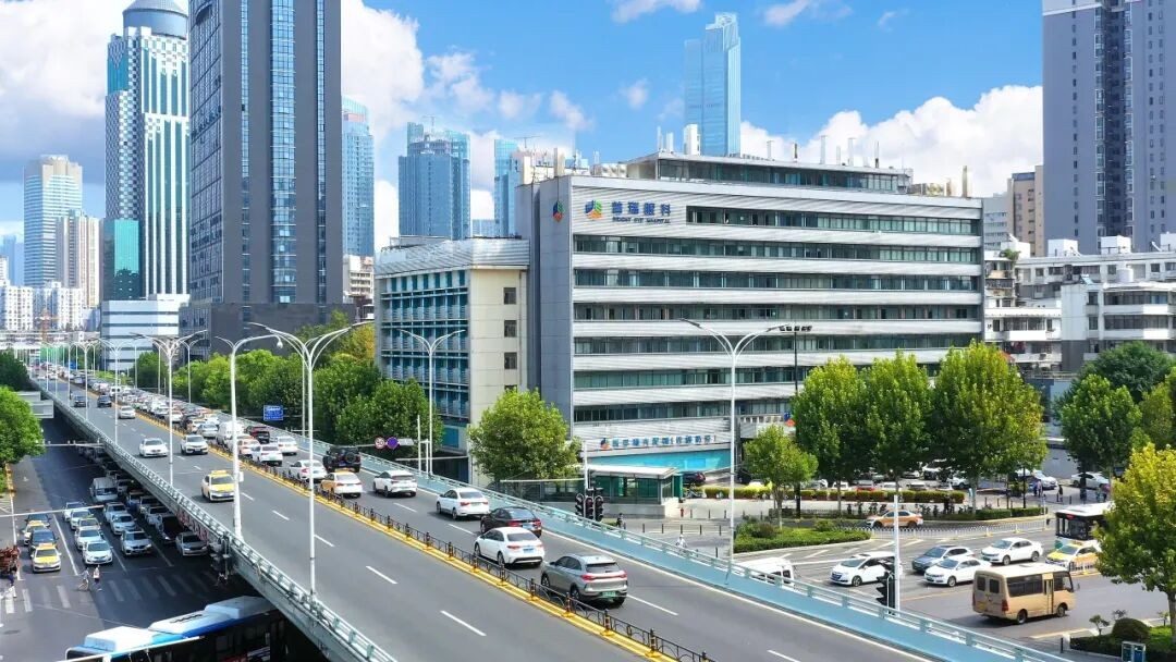 2026COOC丨武汉普瑞眼科关念担任新全飞SMILE pro全国带教专家