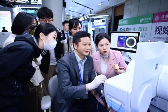 武汉普瑞眼科屈光手术专家团闪耀CCCRS 2026