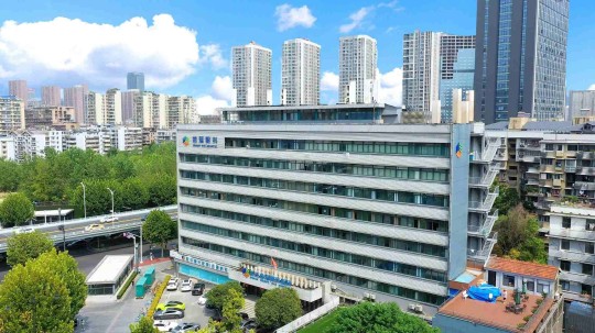 10岁女孩近视“回退”  林珊：抓住黄金窗口期很关键